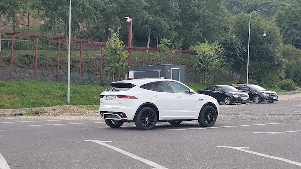 JAGUAR E-PACE 2020 — imagine 10