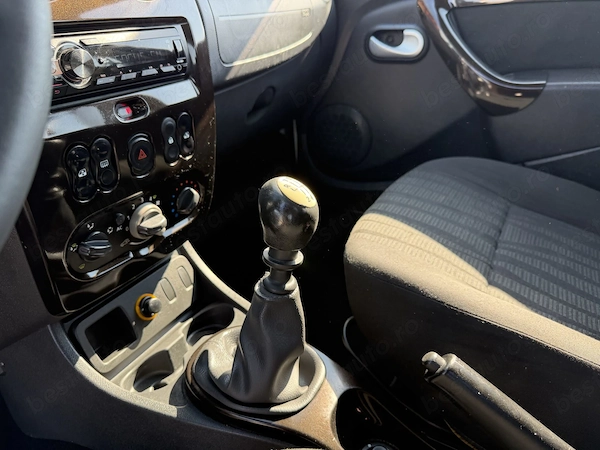 DACIA Duster 2011 — imagine 12