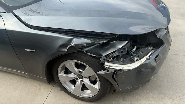 BMW 5 Series 2006 — imagine 1