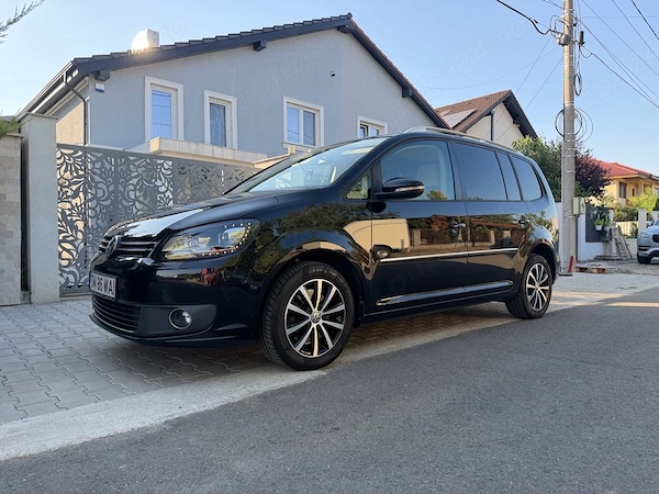 VOLKSWAGEN Touran 2013 — imagine 2