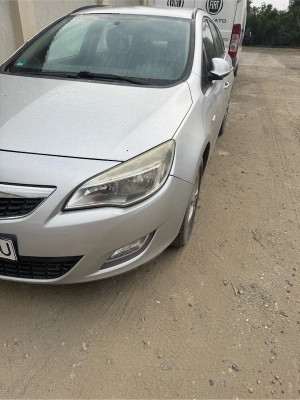 OPEL Astra 2012 — imagine 3