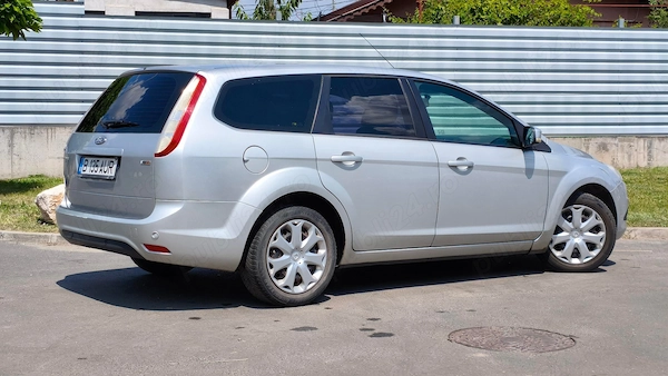 FORD Focus 2008 — imagine 10