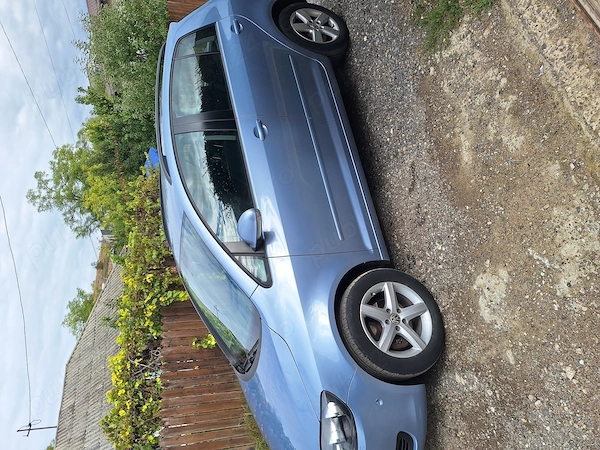 VOLKSWAGEN Golf 2012 — imagine 2