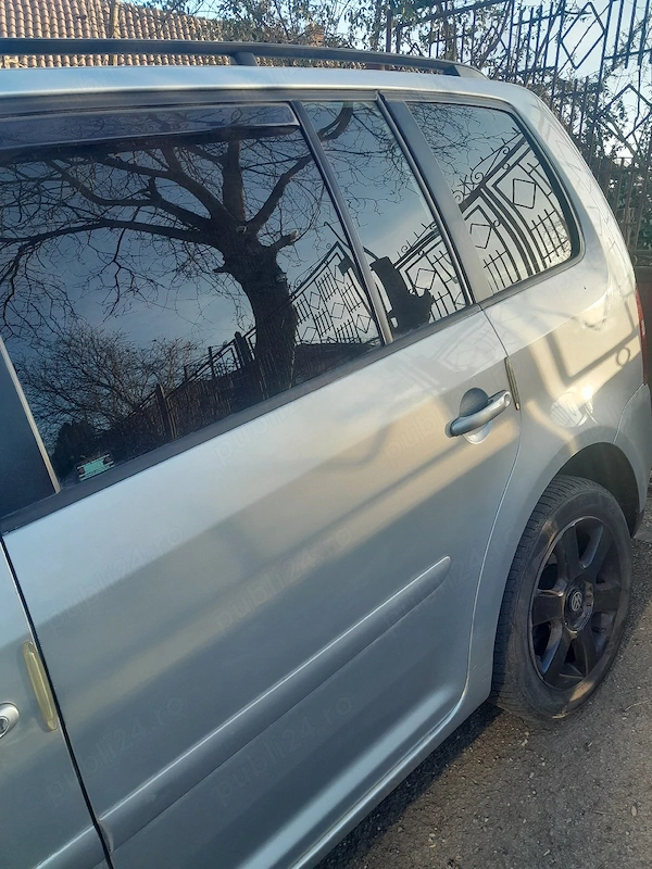 VOLKSWAGEN Touran 2005 — imagine 5