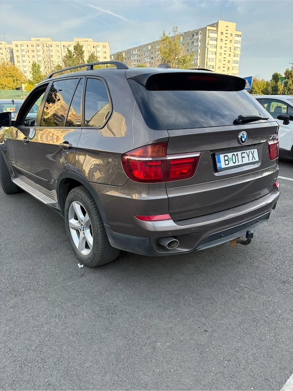 BMW 5 Series 2012 — imagine 5