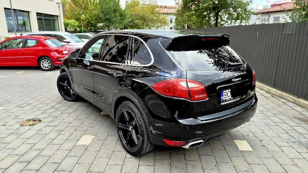 PORSCHE Cayenne 2014 — imagine 4