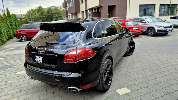 PORSCHE Cayenne 2014 — imagine 3