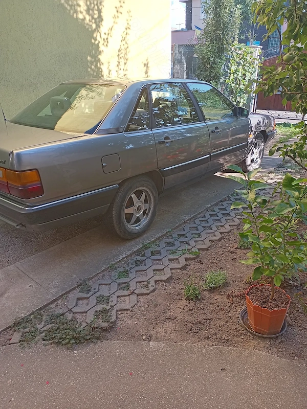 AUDI 100 1986 — imagine 3