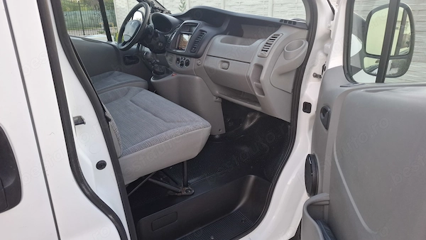 RENAULT Trafic 2013 — imagine 7
