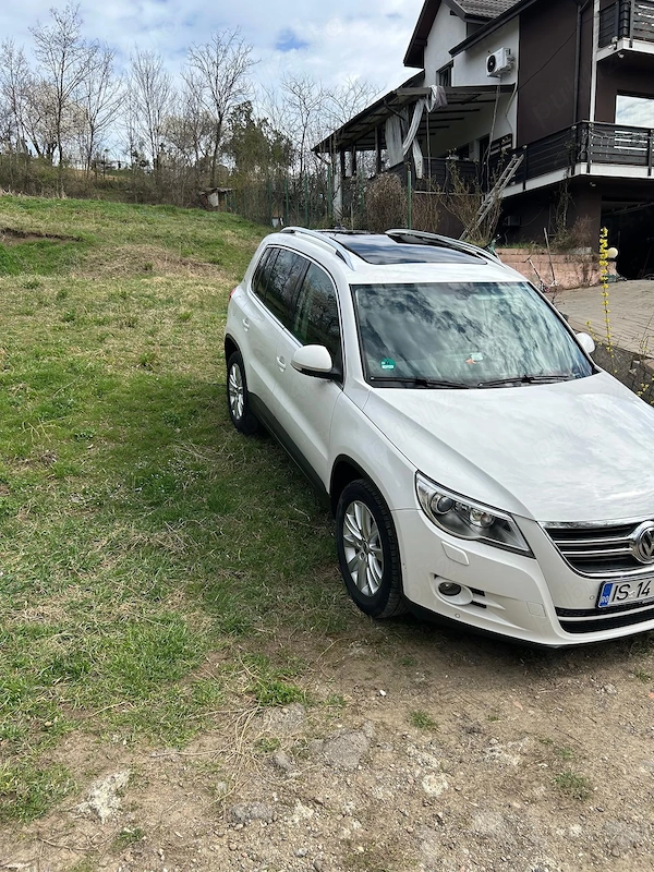 VOLKSWAGEN Tiguan 2011 — imagine 4