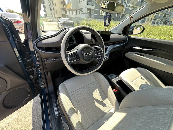 FIAT 500 2022 — imagine 9