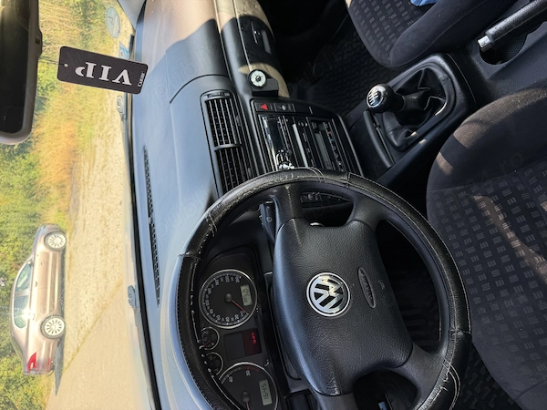 VOLKSWAGEN Passat 2002 — imagine 3