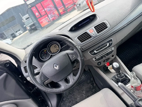 RENAULT Megane 2009 — imagine 2