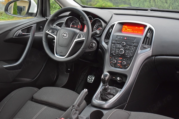 OPEL Astra 2014 — imagine 7