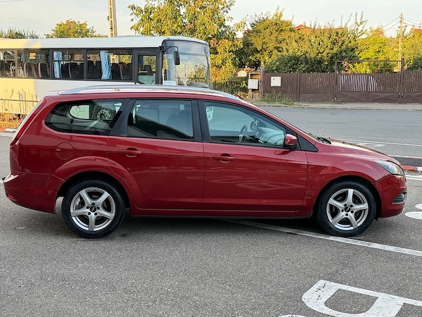 FORD Focus 2012 — imagine 3