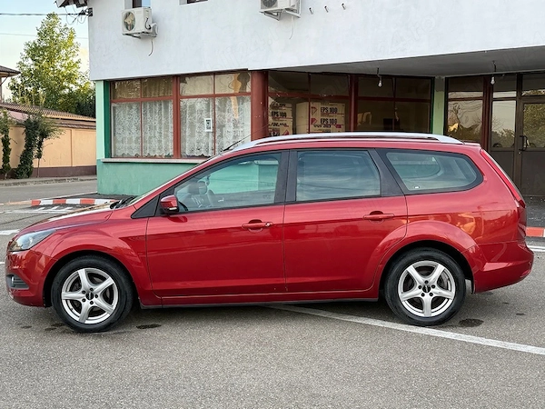 FORD Focus 2012 — imagine 4