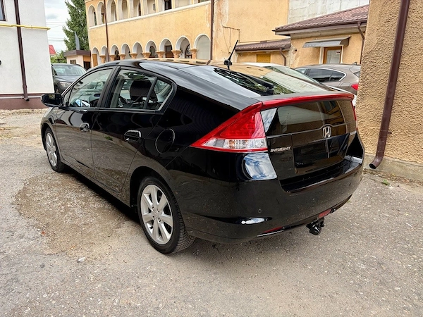 HONDA Insight 2010 — imagine 2