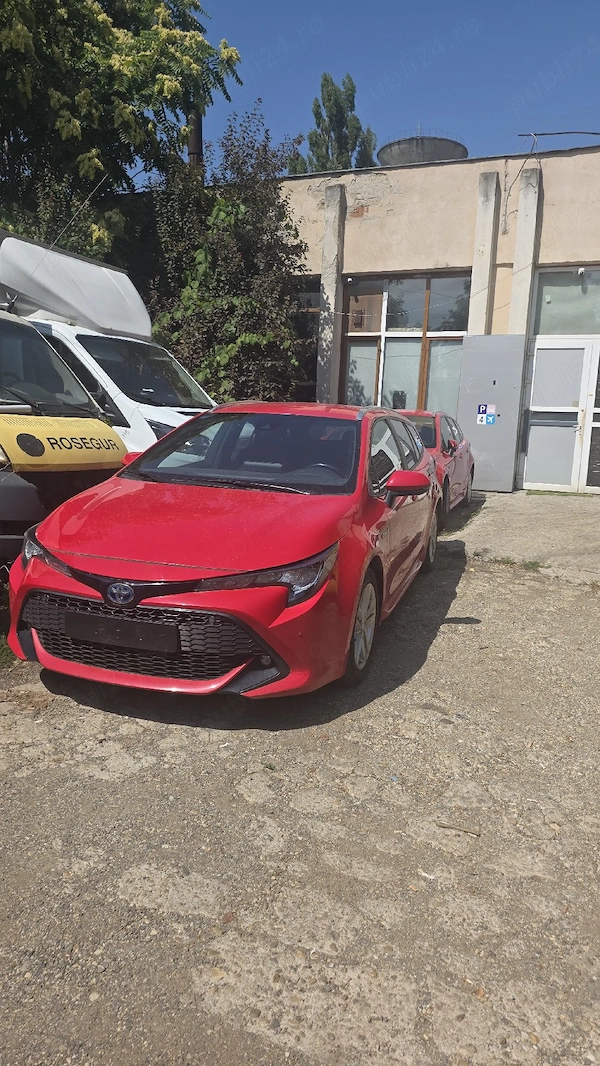 toyota corolla hybrid