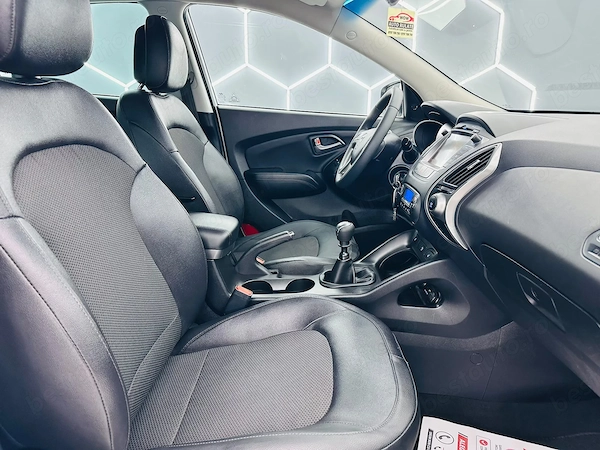 HYUNDAI ix35 2015 — imagine 18