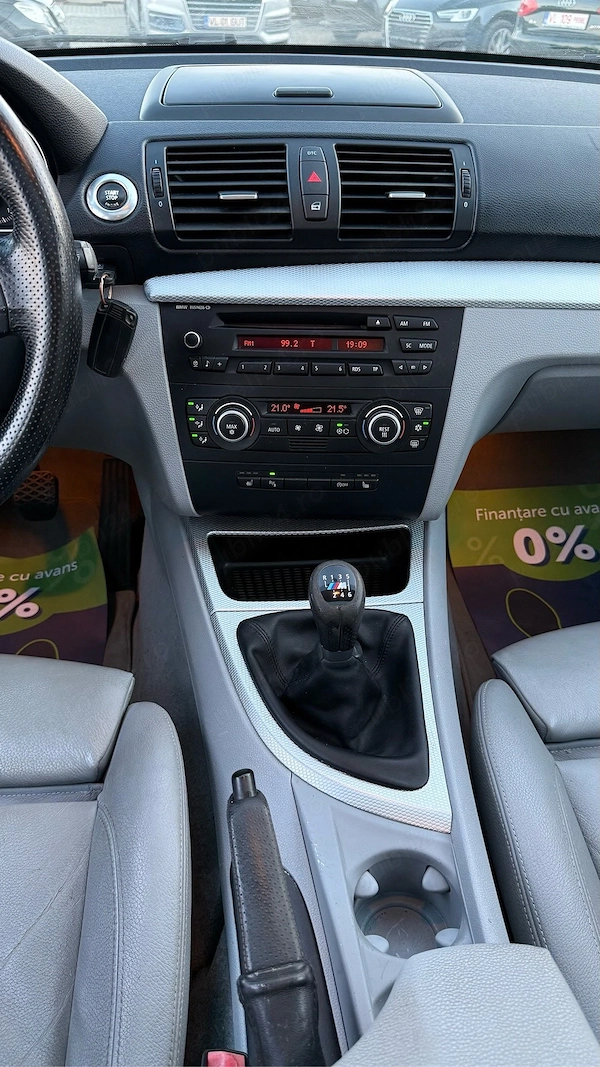BMW 1 Series 2010 — imagine 7