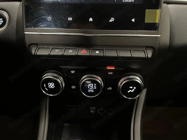 RENAULT Captur 2022 — imagine 19