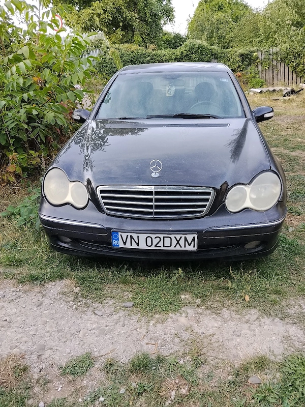 MERCEDES-BENZ C-Class 2004 — imagine 4
