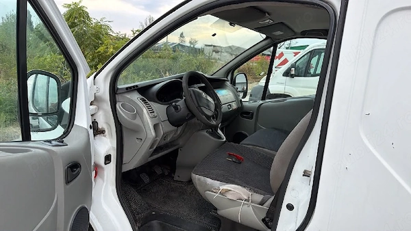 RENAULT Trafic 2013 — imagine 5