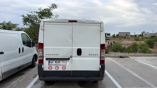 PEUGEOT Boxer