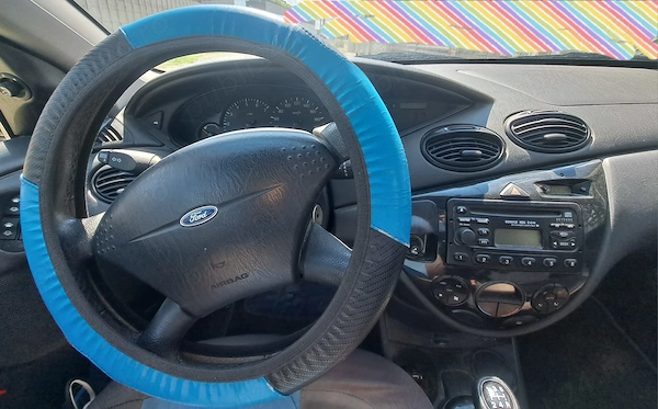 FORD Focus 2002 — imagine 6
