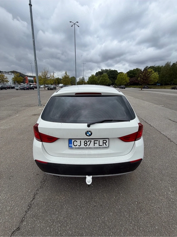 BMW iX1 2011 — imagine 4