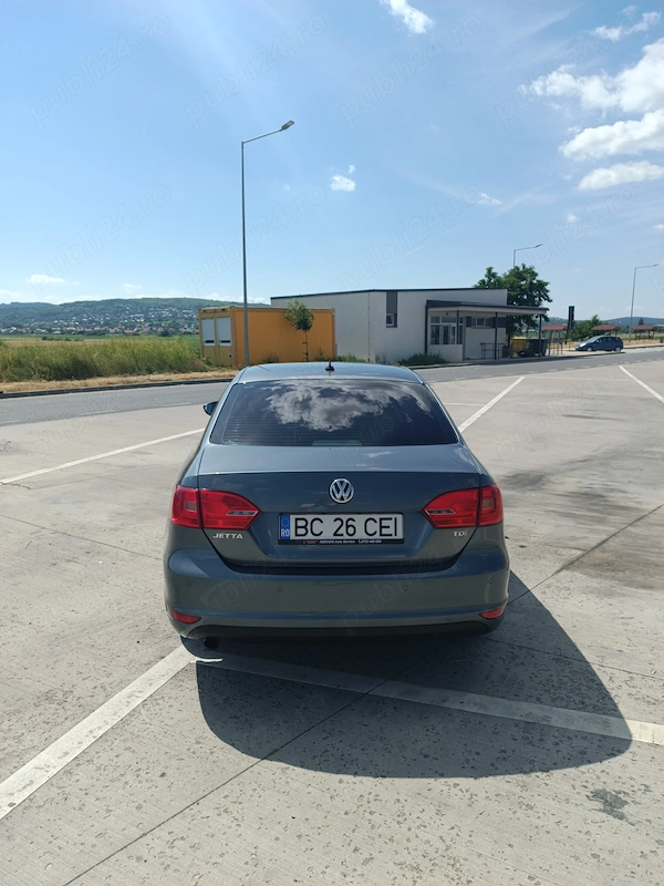 VOLKSWAGEN Jetta 2014 — imagine 3