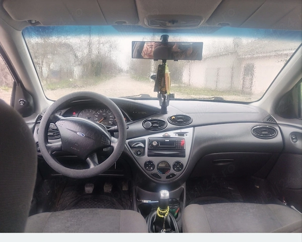 FORD Focus 2002 — imagine 2
