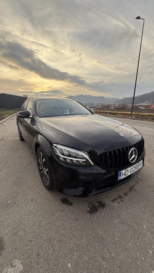 MERCEDES-BENZ C-Class 2019 — imagine 3