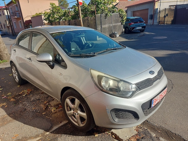 KIA Rio 2012 — imagine 4