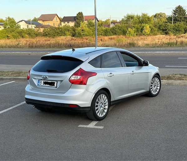 FORD Focus 2014 — imagine 3