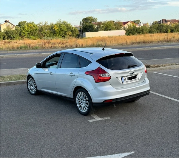 FORD Focus 2014 — imagine 5