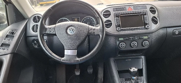 VOLKSWAGEN Tiguan 2010 — imagine 4