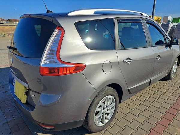 RENAULT Grand Scenic 2016 — imagine 5