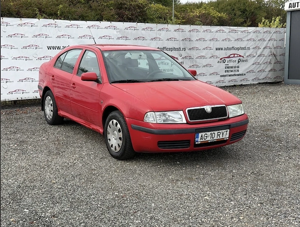 SKODA Octavia 2010 — imagine 3