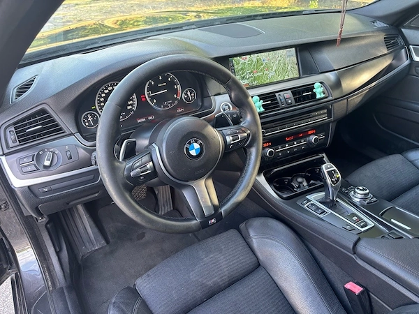 BMW 5 Series 2012 — imagine 4