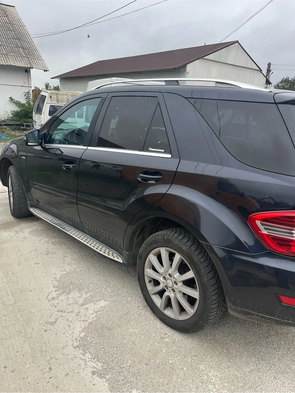 MERCEDES-BENZ ML-Class 2011 — imagine 2