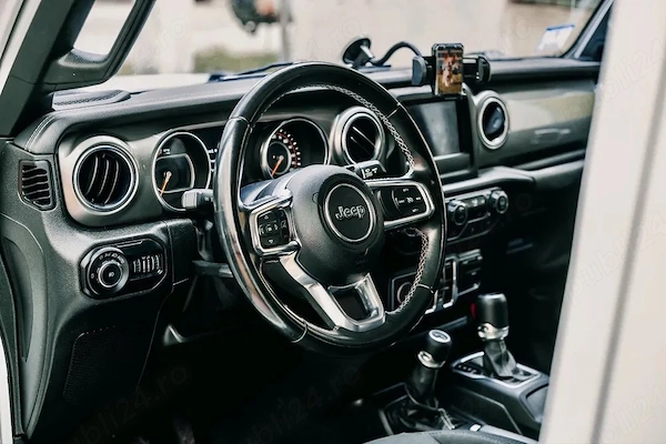 JEEP Wrangler 2020 — imagine 4