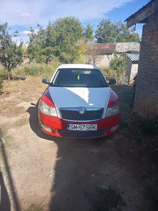 SKODA Octavia 2012 — imagine 4
