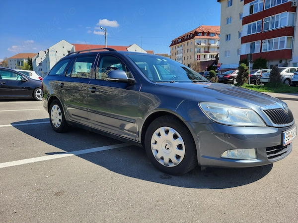 SKODA Octavia 2010 — imagine 2