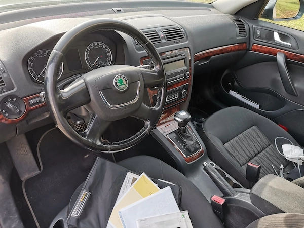 SKODA Octavia 2010 — imagine 6