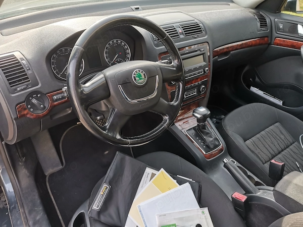 SKODA Octavia 2010 — imagine 7