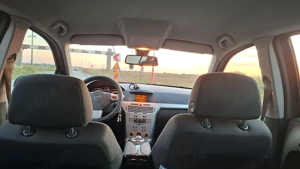 OPEL Astra 2009 — imagine 4