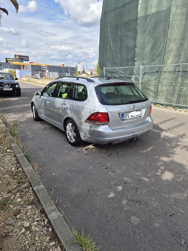 VOLKSWAGEN Golf 2011 — imagine 2