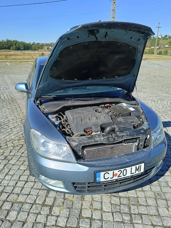 SKODA Octavia 2012 — imagine 2