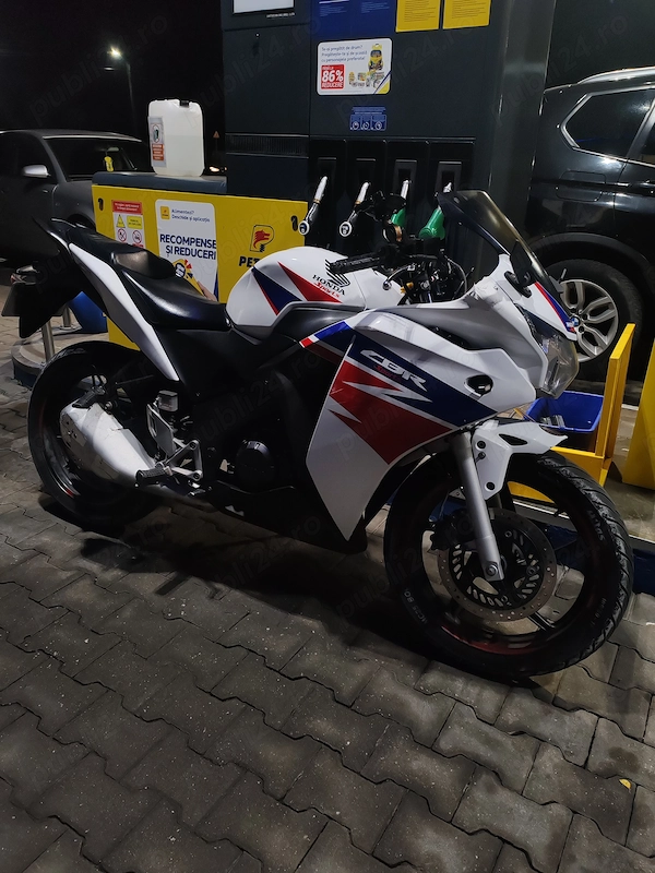 Honda CBR 125R, anul 2014